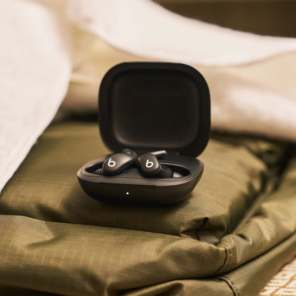 Powerbeats Fit - Jet Black - Image 3